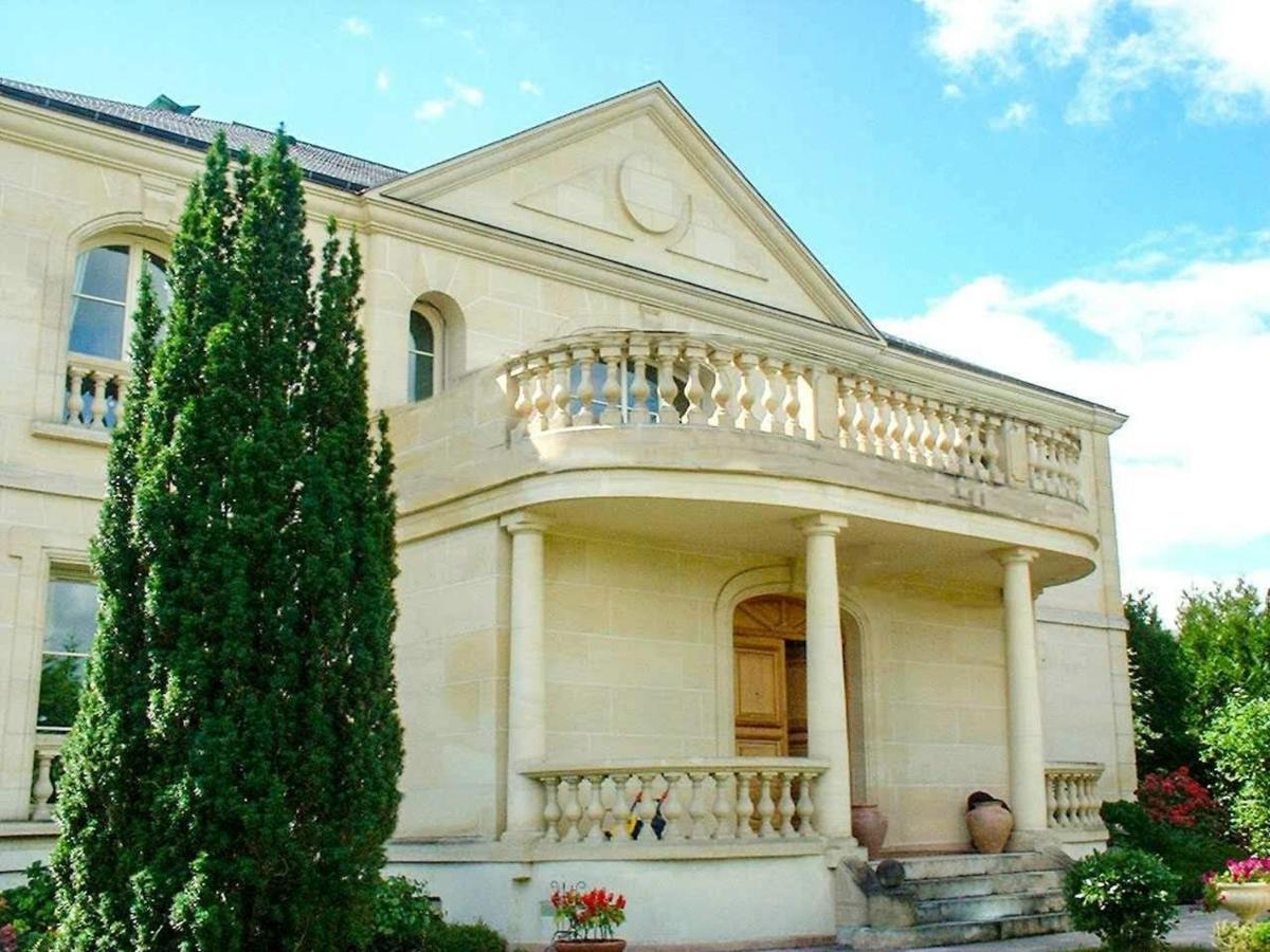 부지발 La Demeure D'Iris B&B 외부 사진