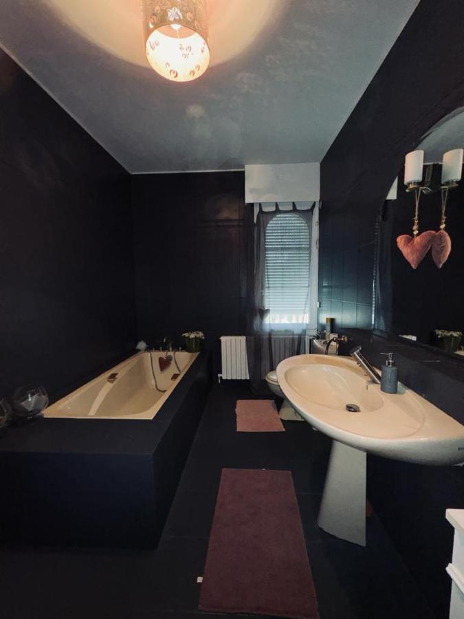 부지발 La Demeure D'Iris B&B 외부 사진