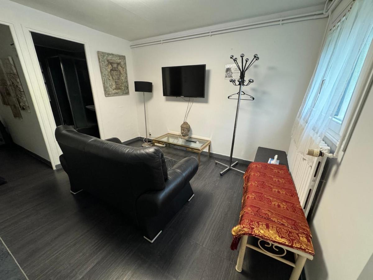 부지발 La Demeure D'Iris B&B 외부 사진
